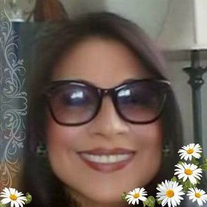 Meet your Posher, Lorraine